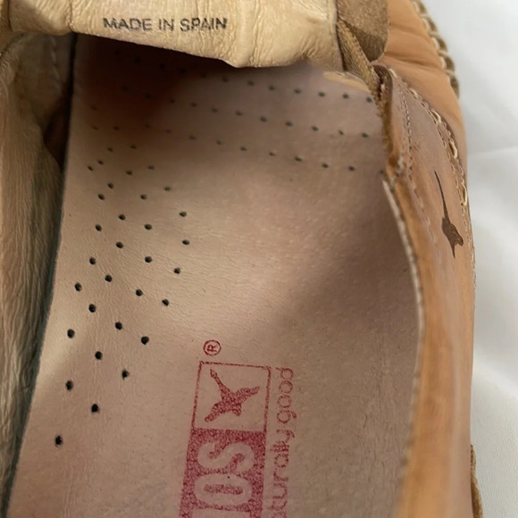 PILINKOS Mens Slip On Loafer Nude Tan Genuine Leather Rubber Soles Size 42 - Picture 9 of 12